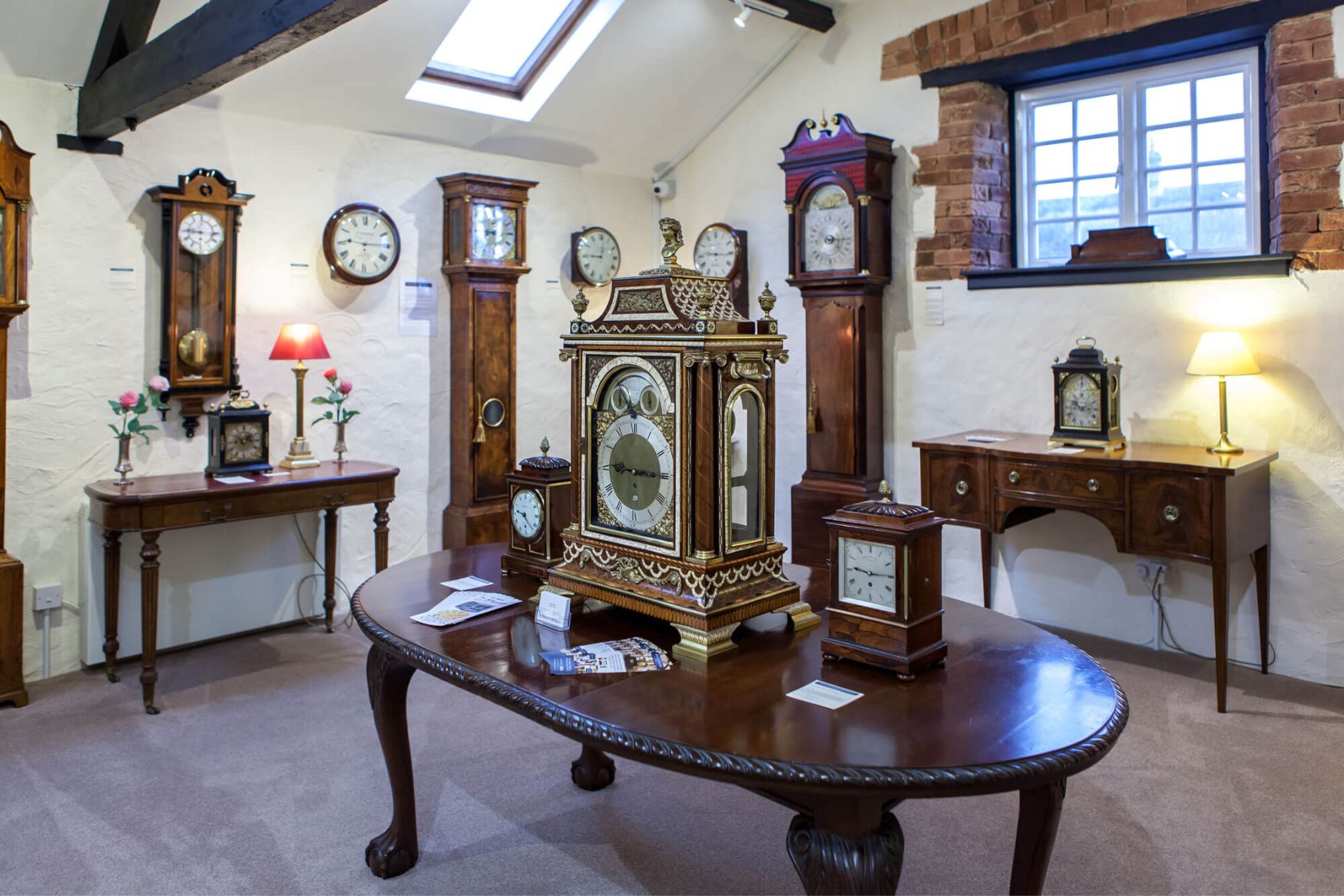 Top 6 World’s Leading Vintage Clock Manufacturers [2023]